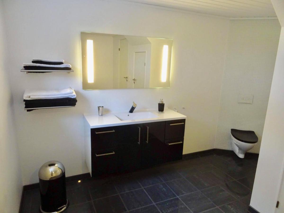 New, modern apartment near the centre of Tórshavn Exterior foto
